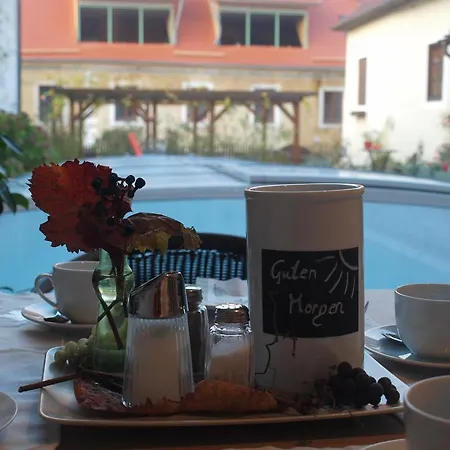 Gaestehaus Haiminger Ehemalig Schmelz