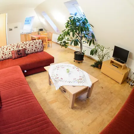 Gaestehaus Haiminger Ehemalig Schmelz Gasthuis Weißenkirchen in der Wachau